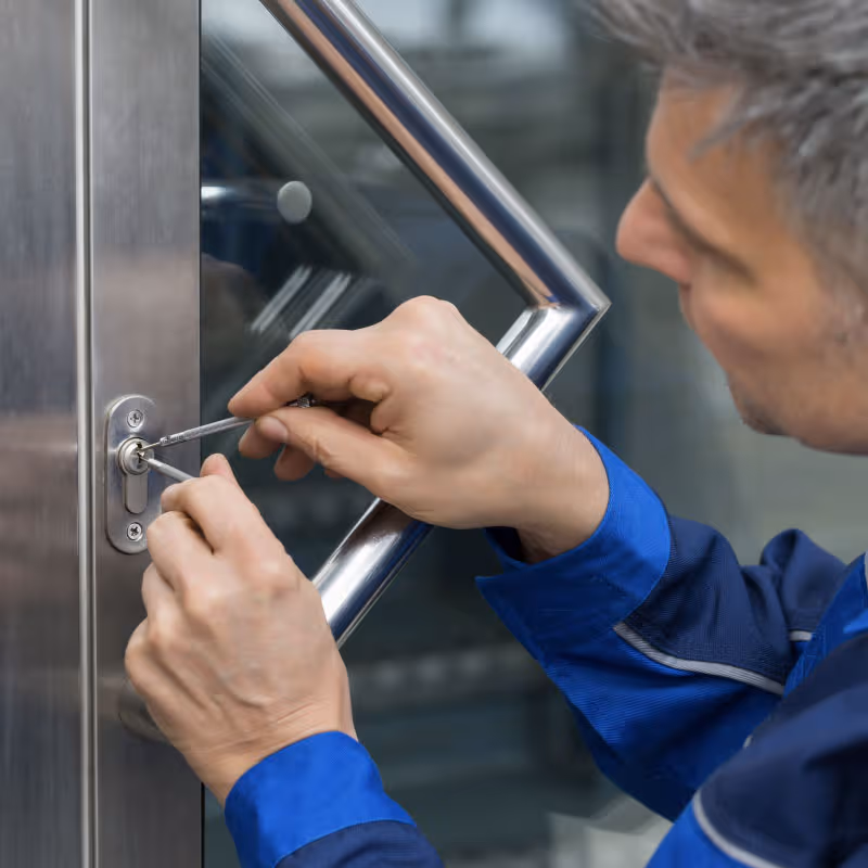 Karamanlı Çilingir